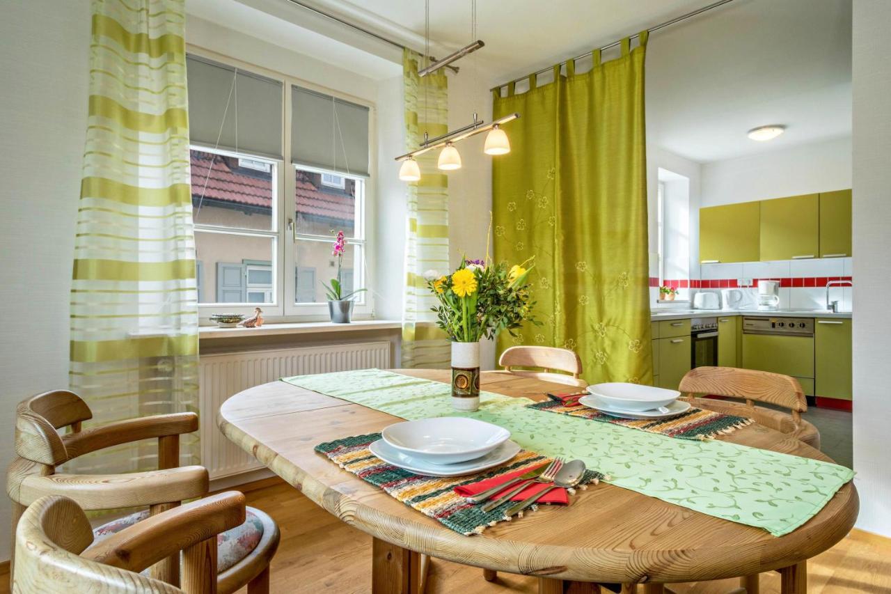 Ferienwohnung Am Schloss Heiligenborn エクステリア 写真