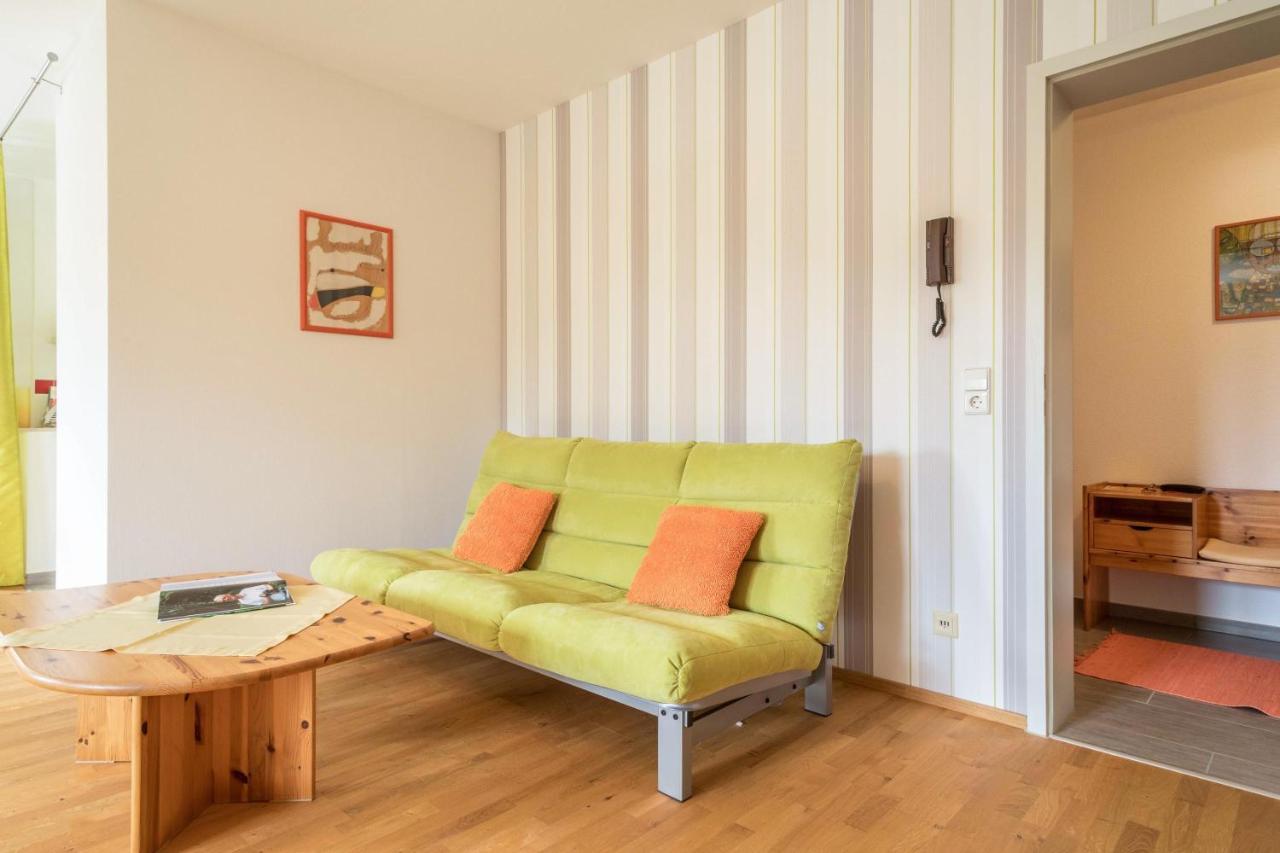 Ferienwohnung Am Schloss Heiligenborn エクステリア 写真